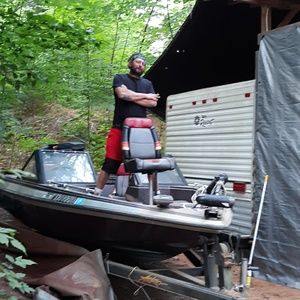 Meet your Posher, Daniel